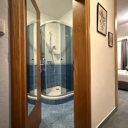 Bed & Breakfast White Stone Promajna