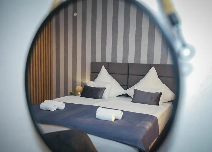 White Stone 普罗马尼亚