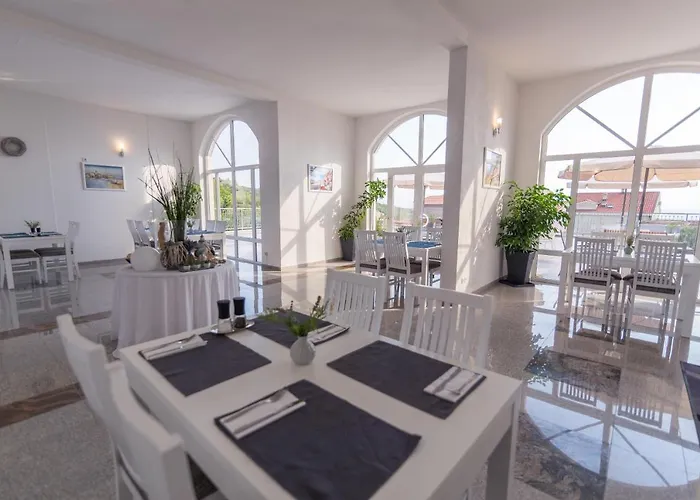 White Stone 4* 普罗马尼亚